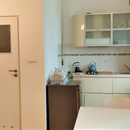 Hallera Square 27m2 *