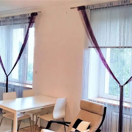 Hallera Square 27m2 *